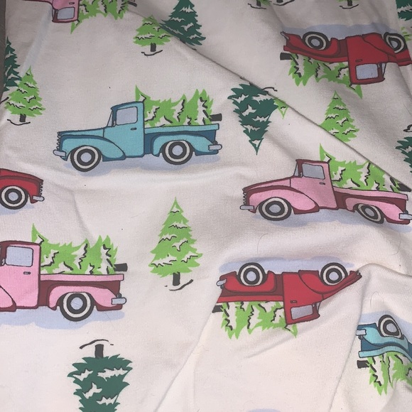 NWT NO BOUNDARIES Christmas pajamas - Picture 2 of 3